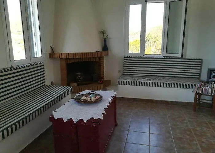 Semesterbostad Avgoustis' Stone House Otziás